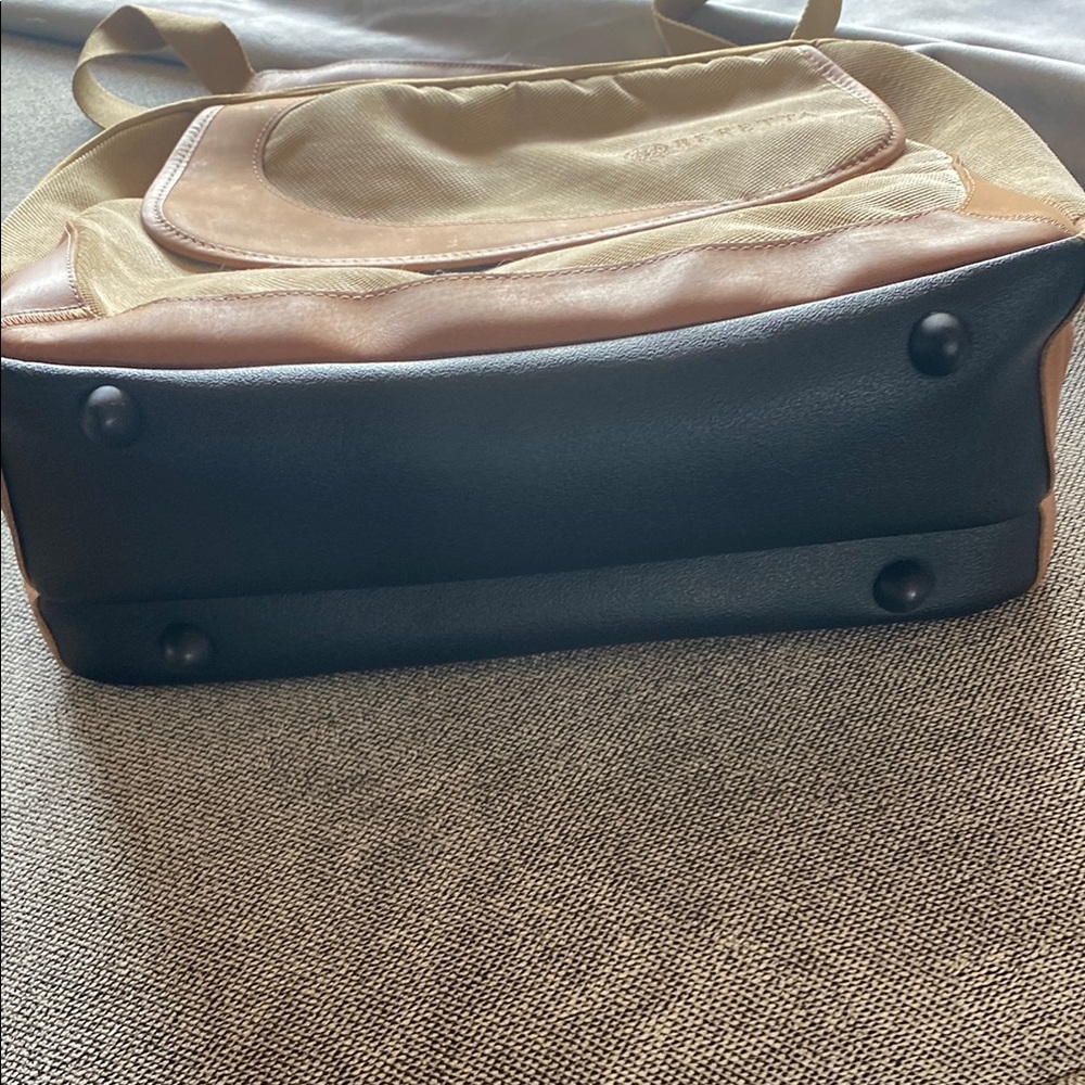 Beretta Briefcase Bag Laptop Adjustable Strap many compartments Like New - Picture 5 of 13